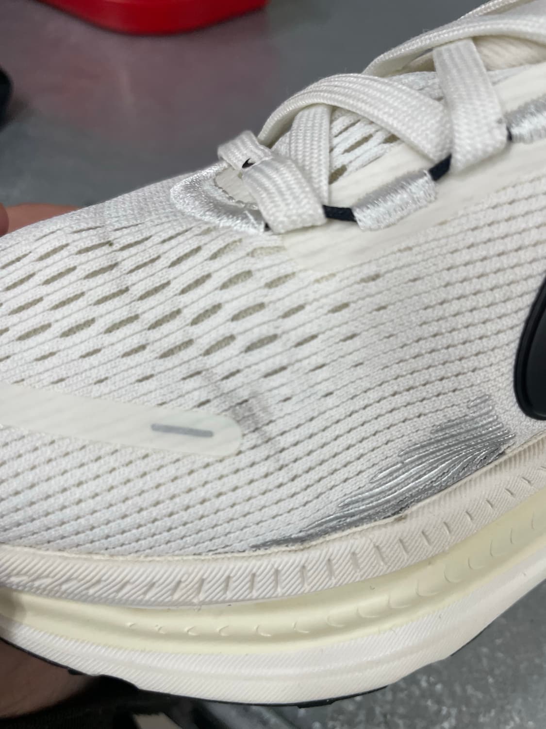 나이키 줌 보메로18 화이트 240 상품이미지7