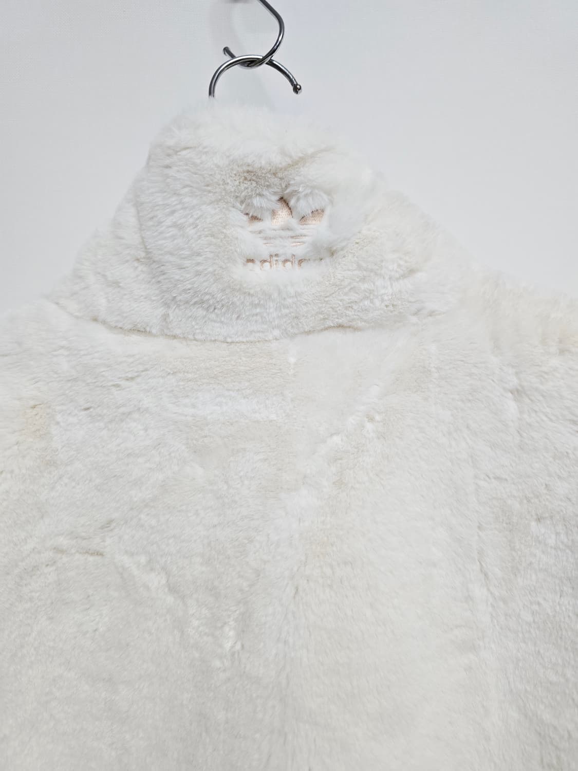 아디다스 트레포일 퍼 자켓 화이트 상품이미지5