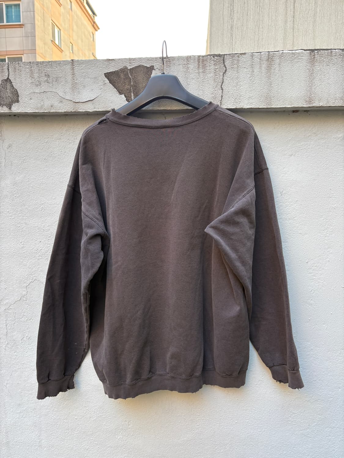 90‘s 디스트레스드 블랭크 스웻셔츠 상품이미지2