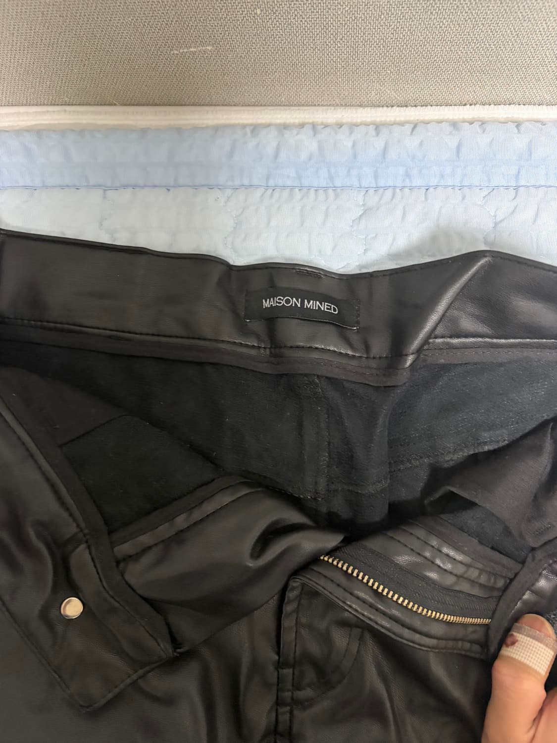 메종 미드네 블랙 레더 카고팬츠 상품이미지2