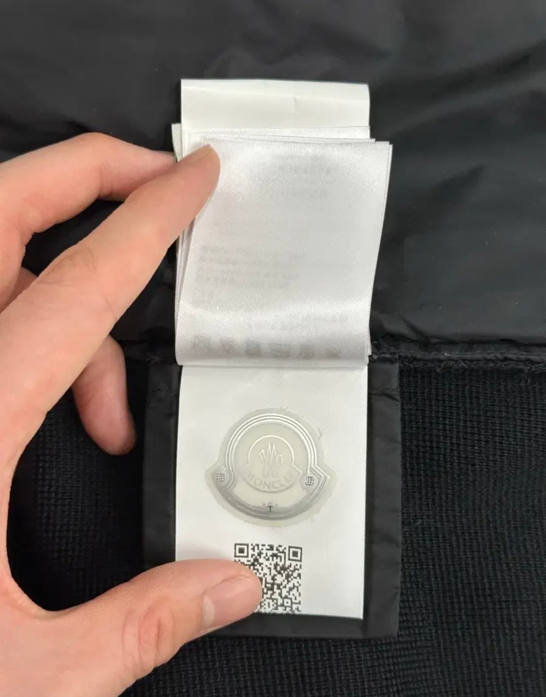 [정품/L] 몽클레어 김현우 니트패딩 상품이미지3