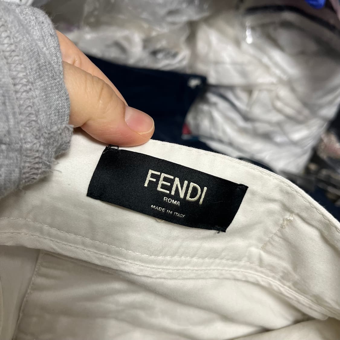FENDI 펜디 화이트 포켓 카고 바지 48 상품이미지2