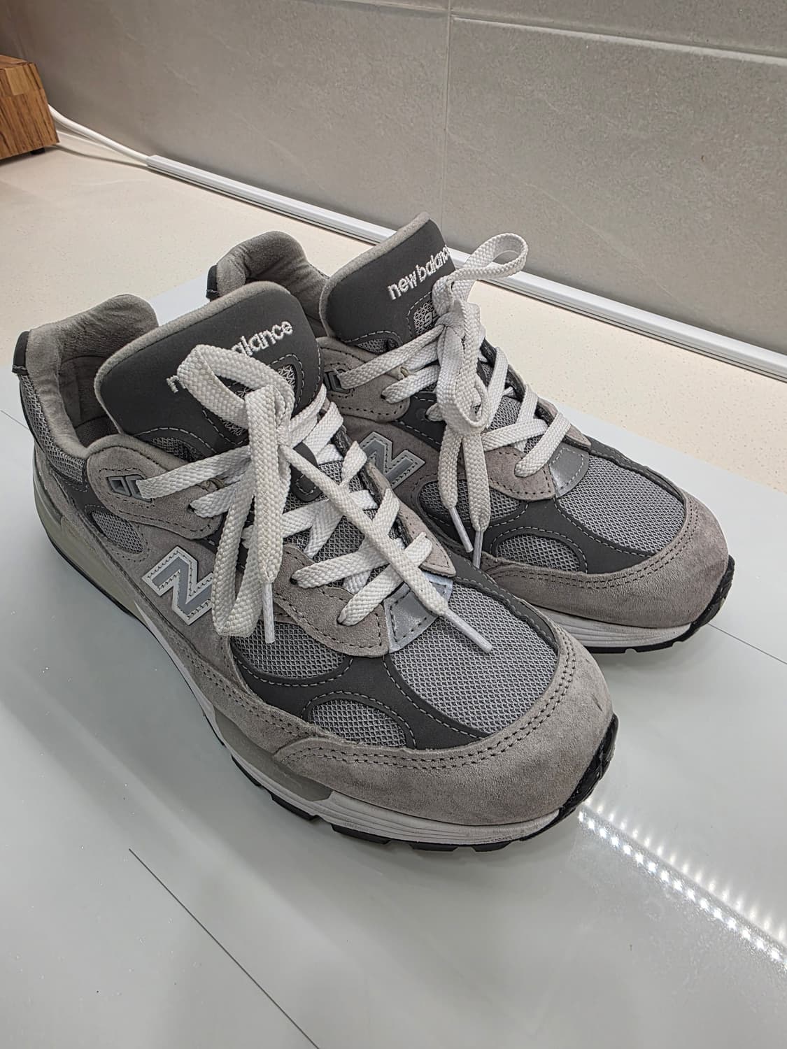 뉴발란스 992 그레이 스웨이드 운동화 260 5회착용 박스x 정품 상품이미지8