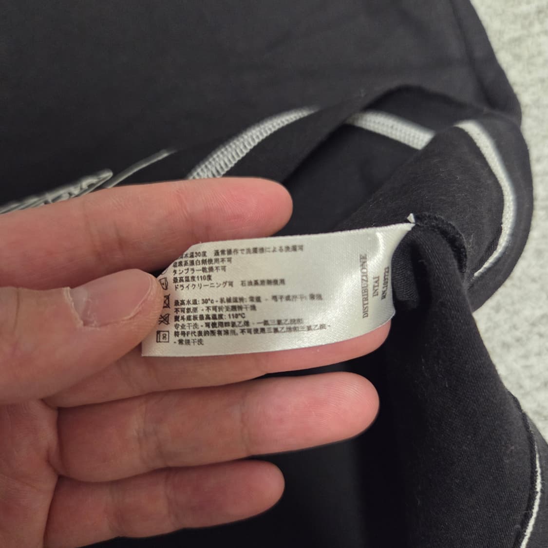 Emporio Armani 아르마니 슬리브리스 나시 S-M 상품이미지6