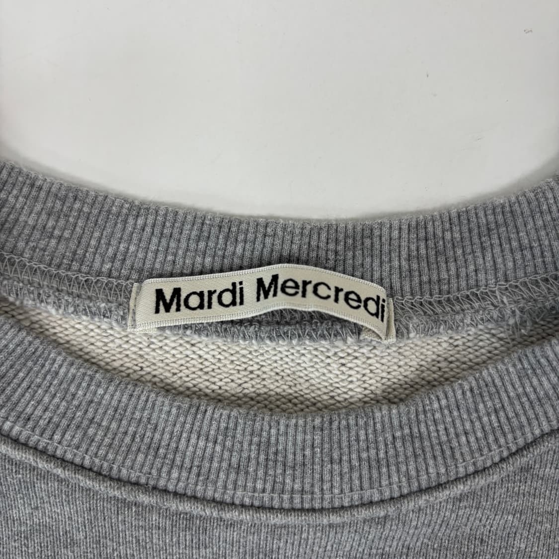 마르디 메크르디 맨투맨 상품이미지6