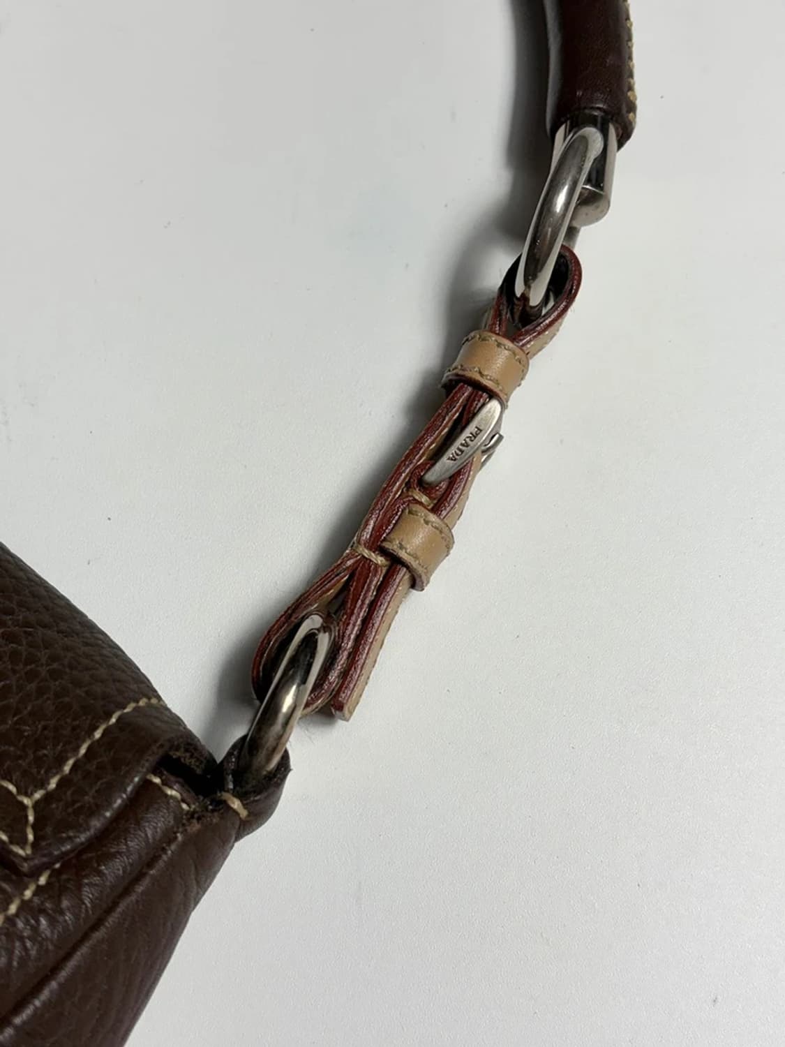 프라다 PRADA 00's Y2K 가죽 호보백 PR2264 상품이미지6