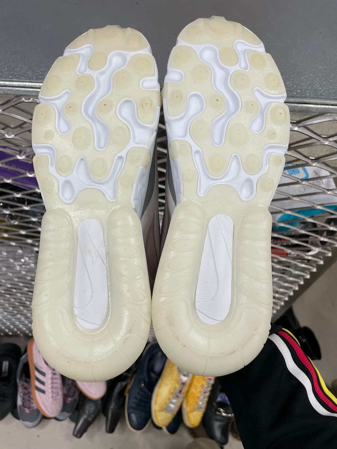 나이키 에어맥스 270 리액트 핑크 240 상품이미지6