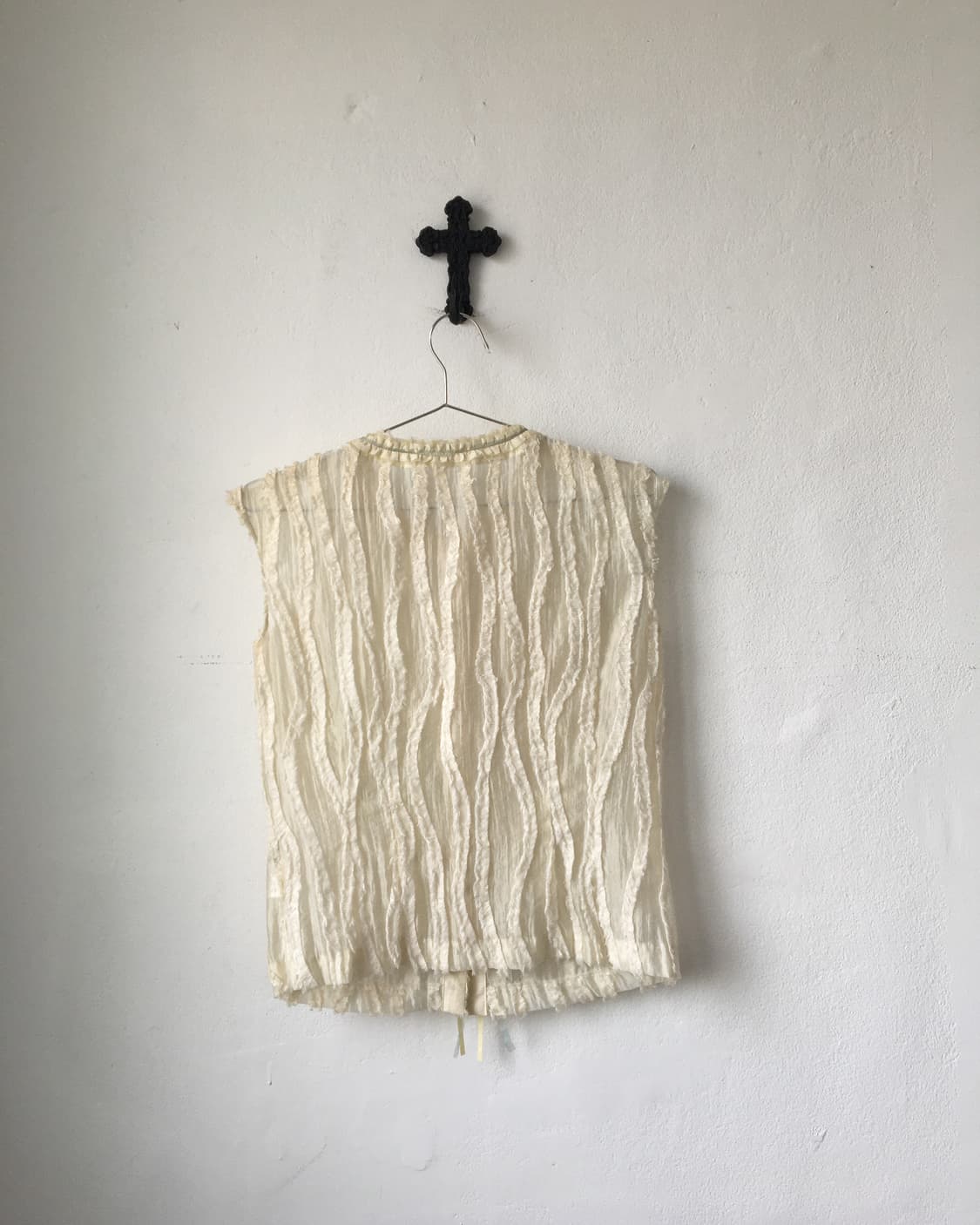 Line detail see through vest 상품이미지3
