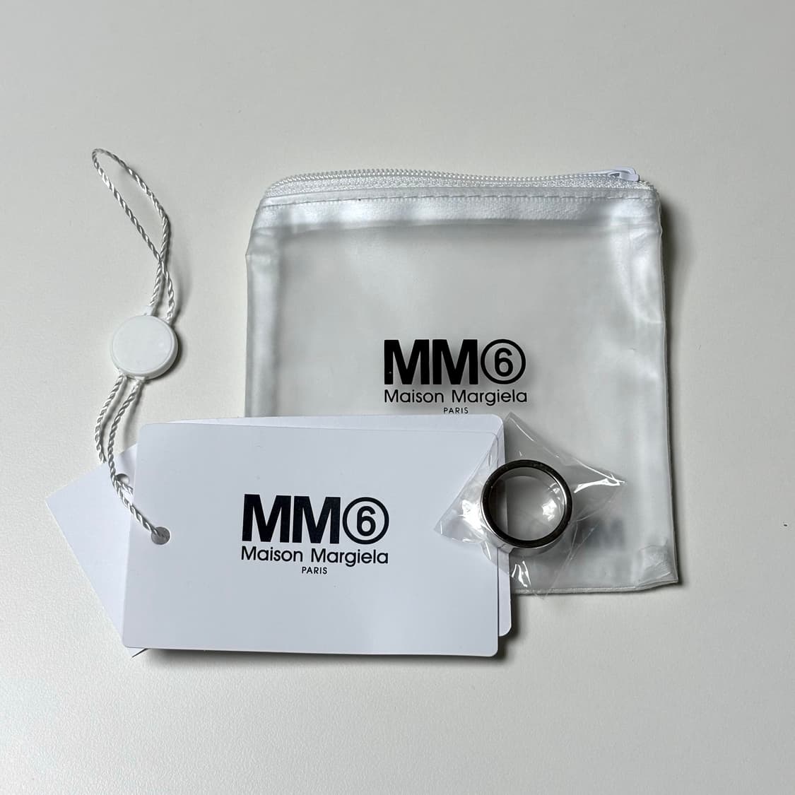 MM6 메종마르지엘라 미니멀 로고 링 실버 상품이미지3