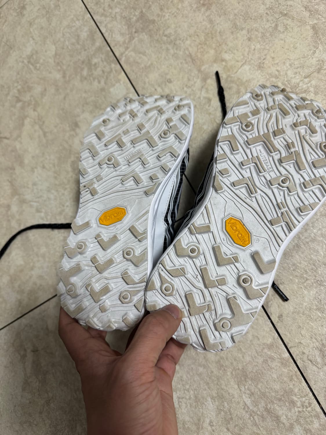 노다 002 써밋블랙 240 상품이미지4