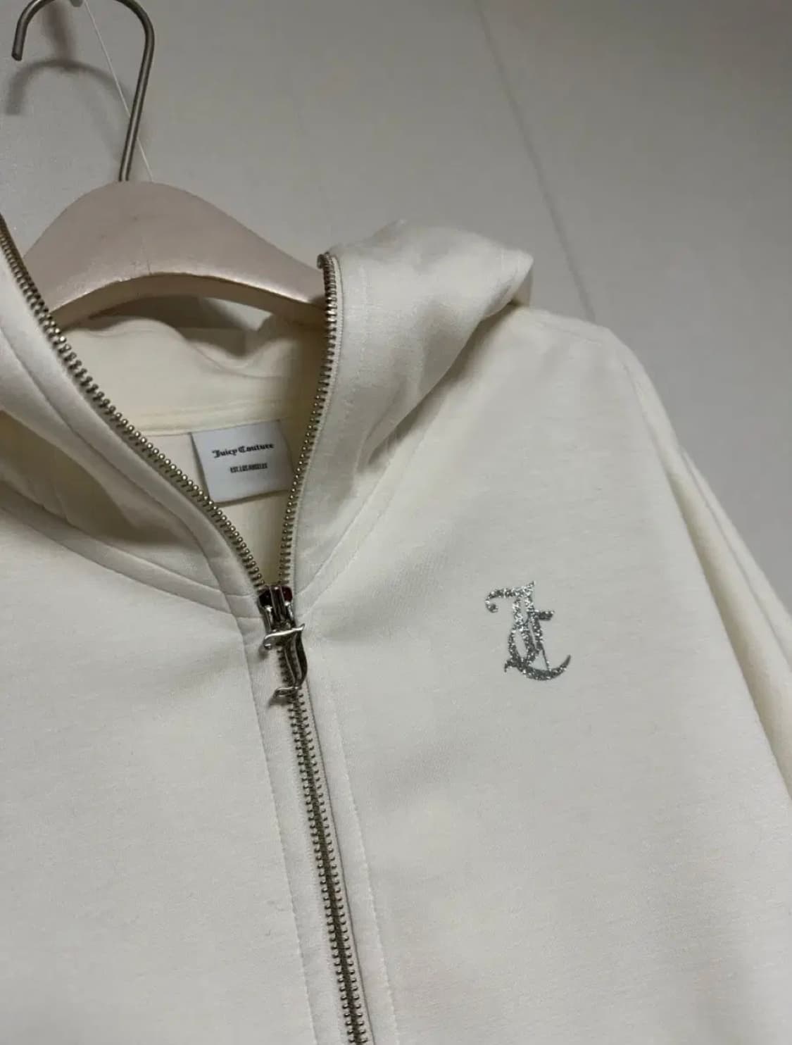 y2k 쥬시꾸뛰르 화이트 크림 후드집업 Juicy Couture 상품이미지2