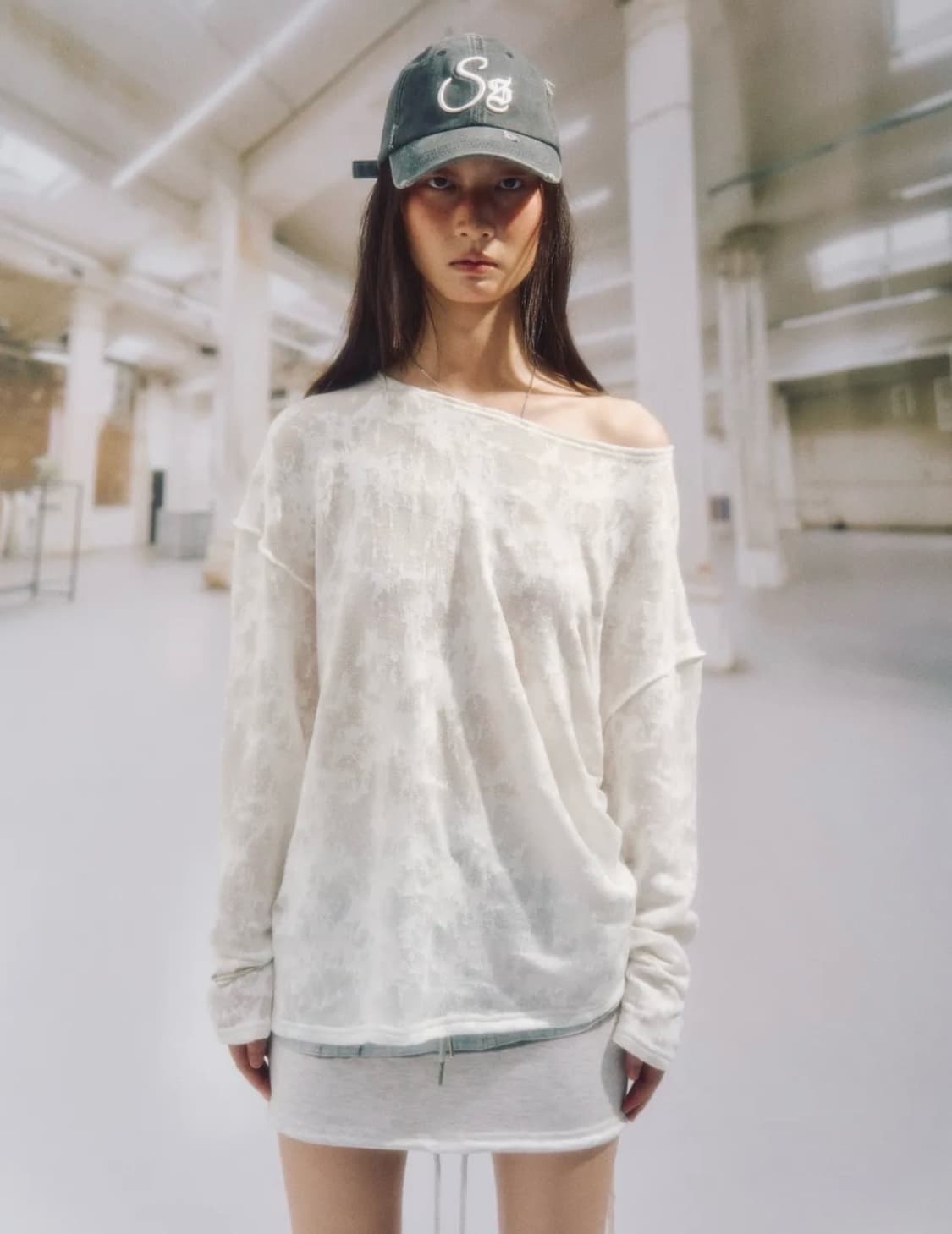 솜속 ANN BURNT KNITTED TOP_WHITE 상품이미지1
