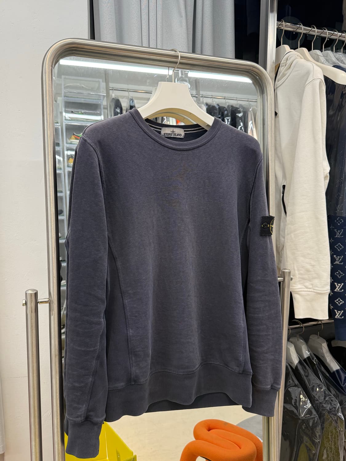 스톤아일랜드 맨투맨 상품이미지1