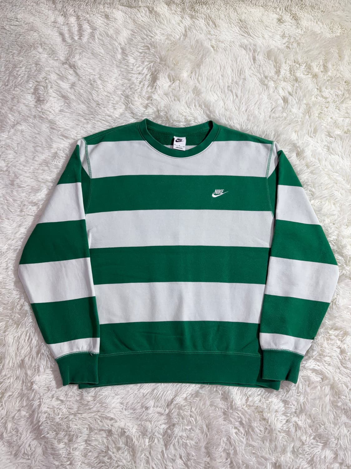 나이키 그린 화이트 스우시 맨투맨  상품이미지4