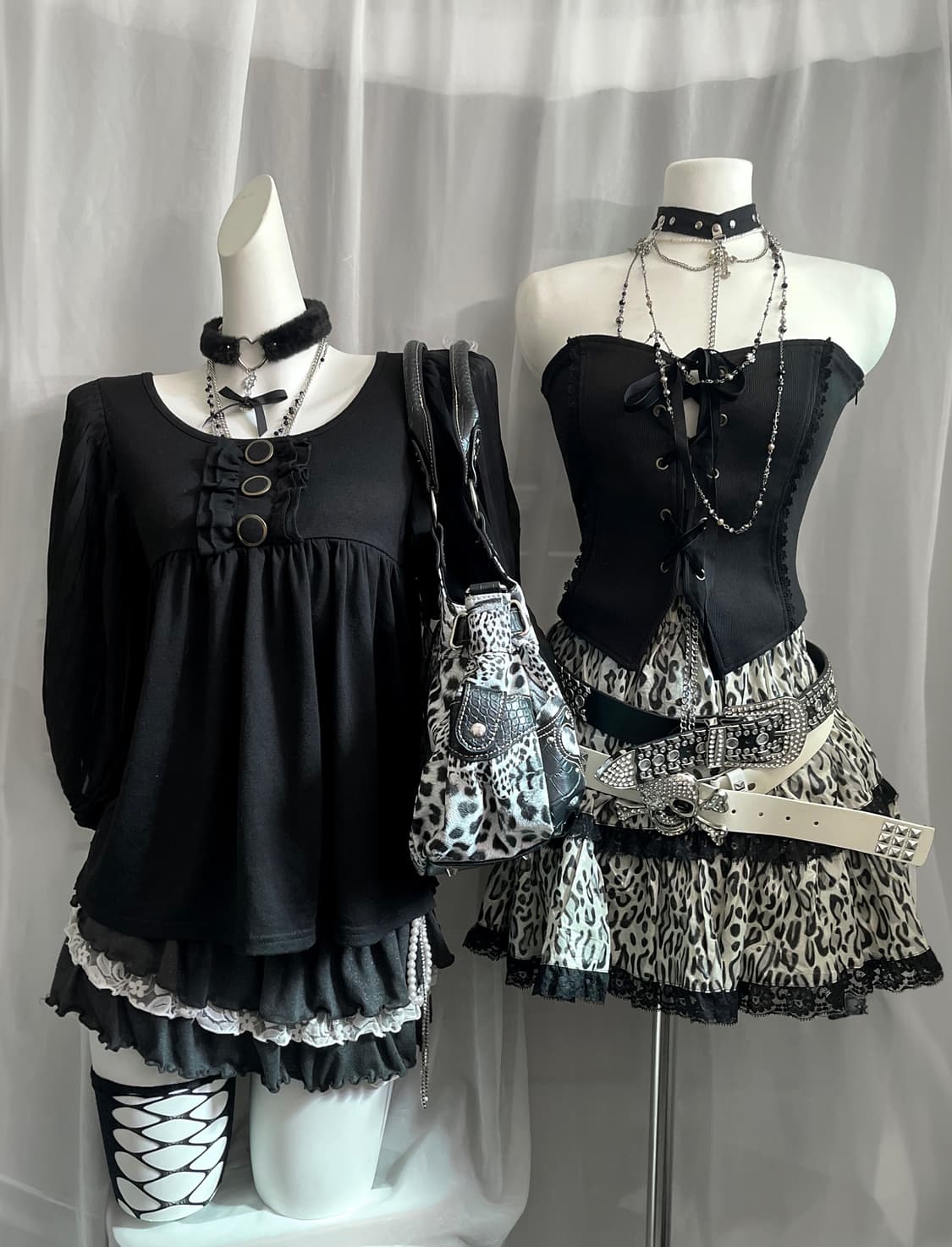 Cecilmcbee 세실맥비 오네갸루 핀턱 블라우스 상품이미지1