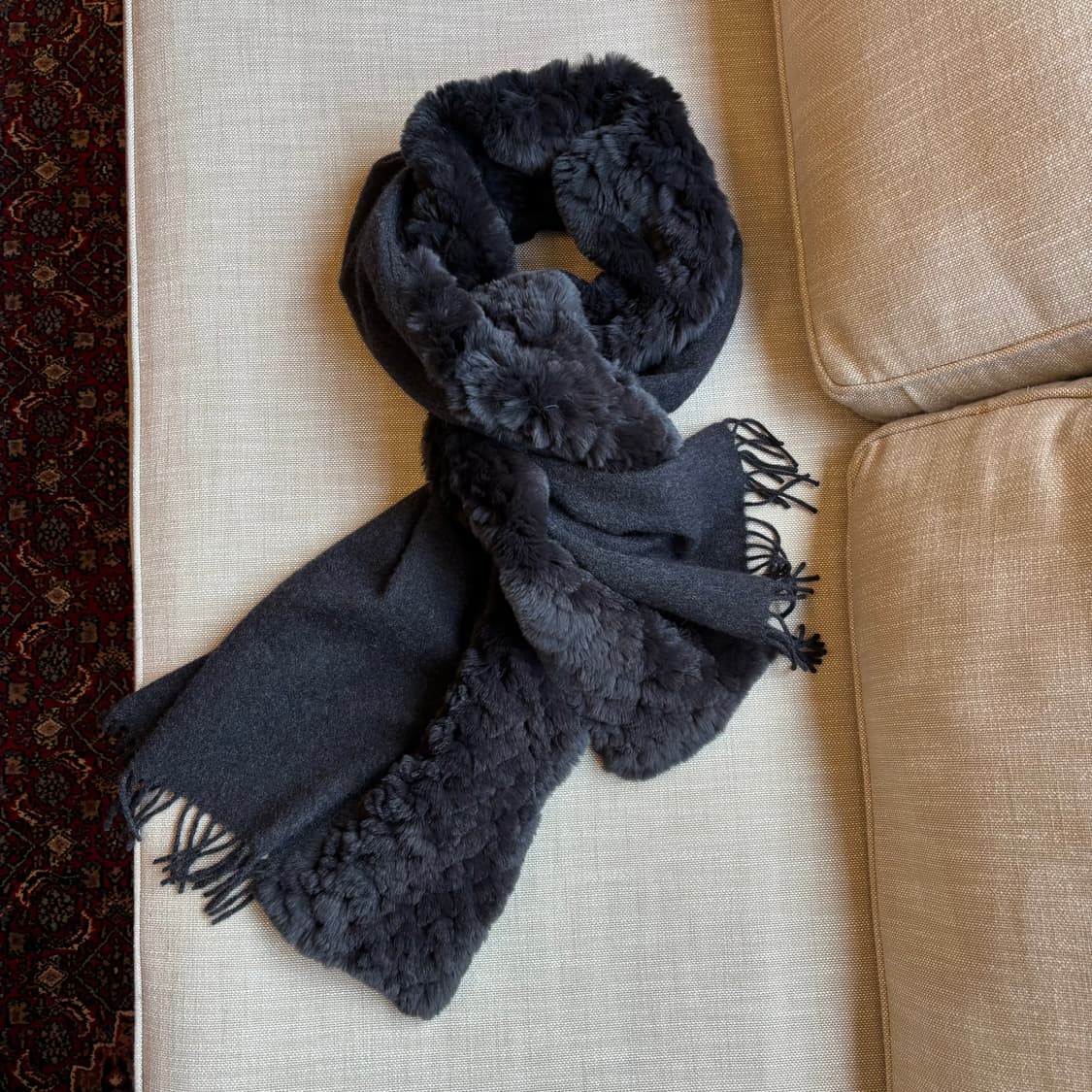 스테파노 필라티 이탈리아 캐시미어 100 숄 리얼 퍼 트리밍 상품이미지3