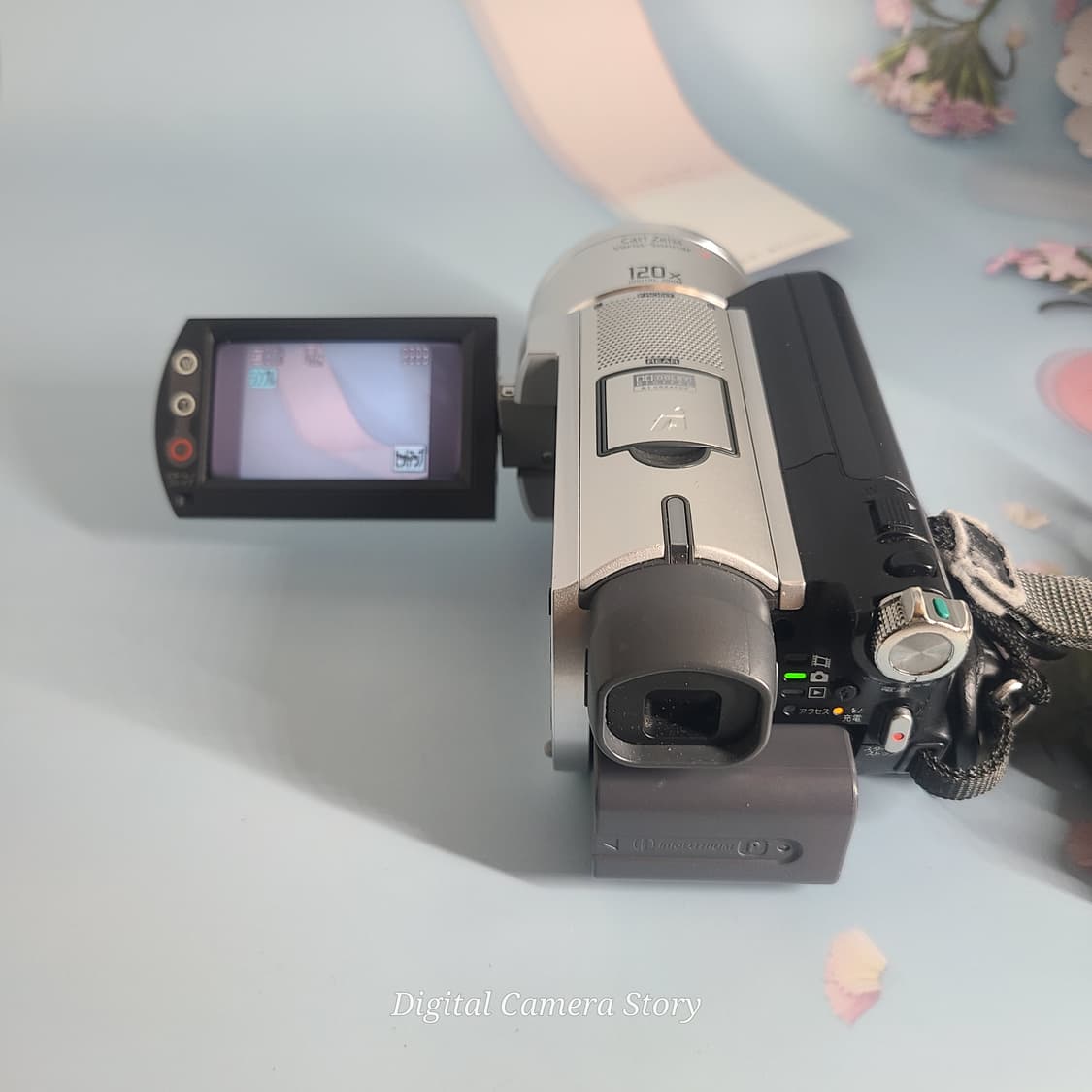 소니 핸디캠 DCR-SR100 30GB 실버 (빈티지 캠코더) 상품이미지2