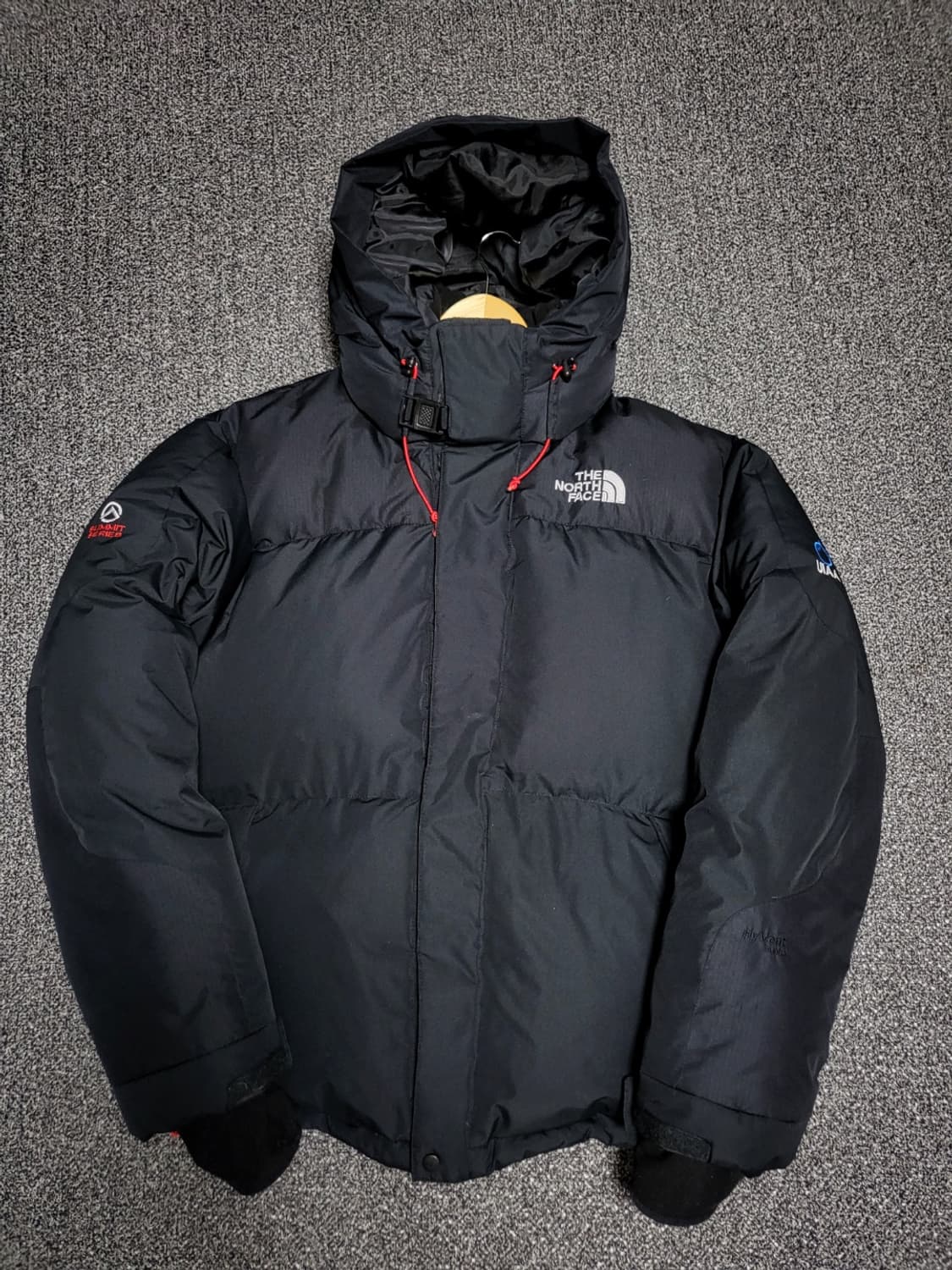 노스페이스 히말라야 UIAA 한정판 패딩 XL 상품이미지1