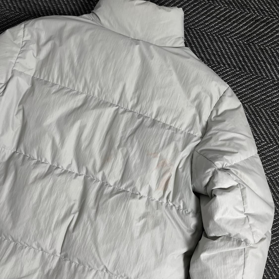 데상트 패치로고 미니멀 다운 푸퍼 패딩y 3345 상품이미지6