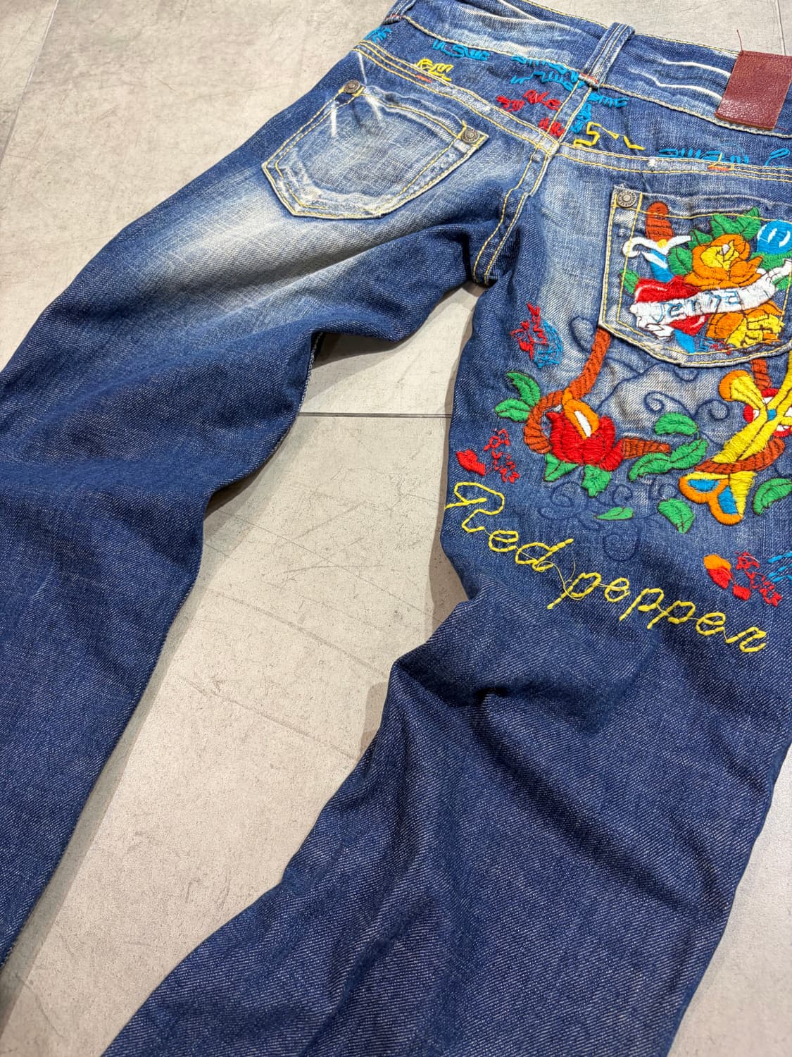 Red Pepper 레드페퍼 자수 와이드 데님 팬츠  상품이미지4