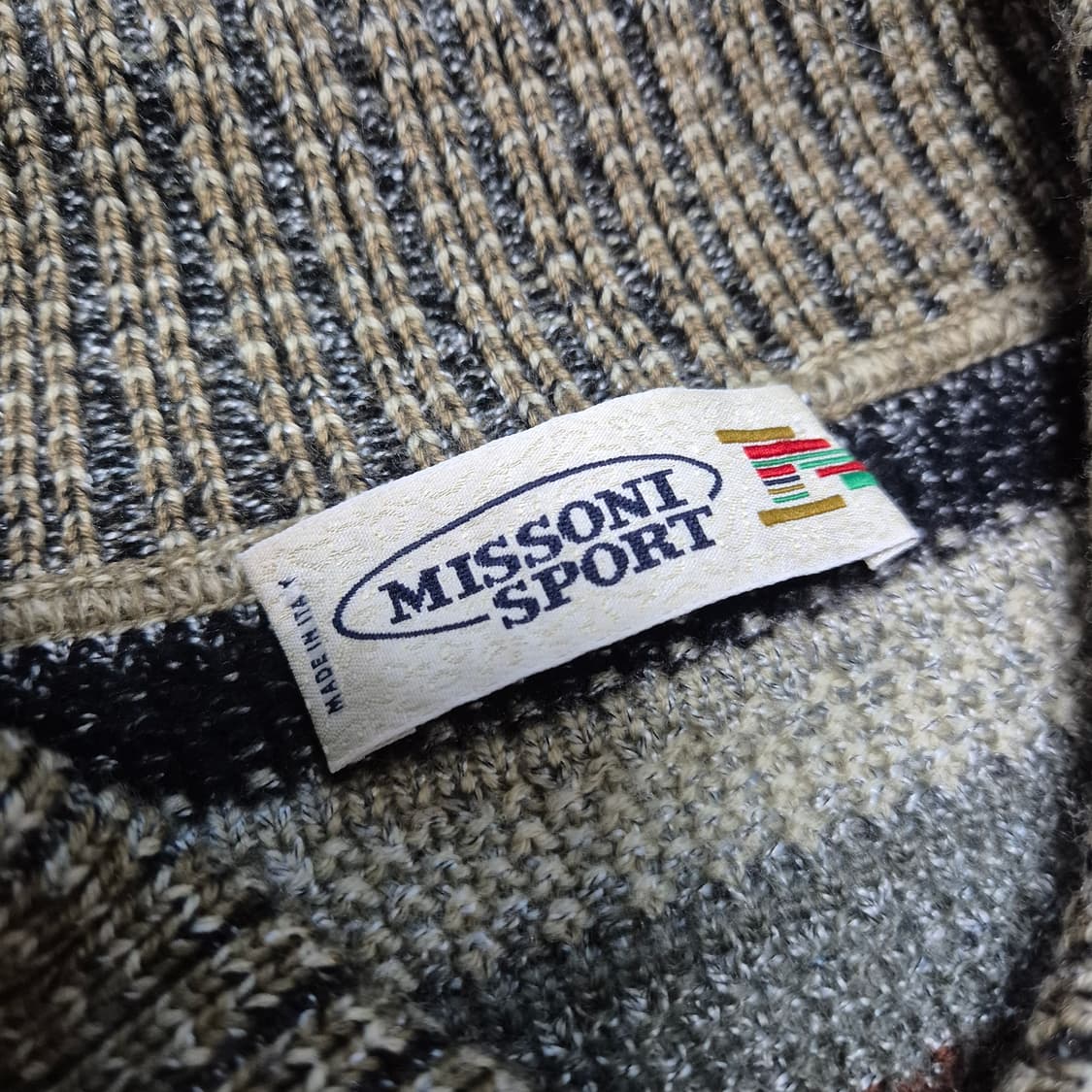 [색감깡패🔥] 미쏘니 모헤어 시그니처 니트 가디건 상품이미지3