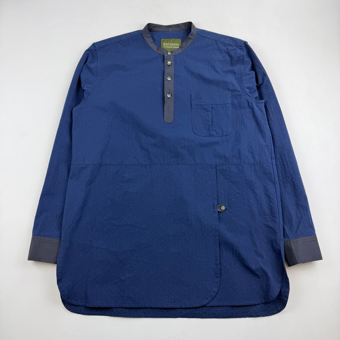 Qlad museum 헨리넥 셔츠 상품이미지1