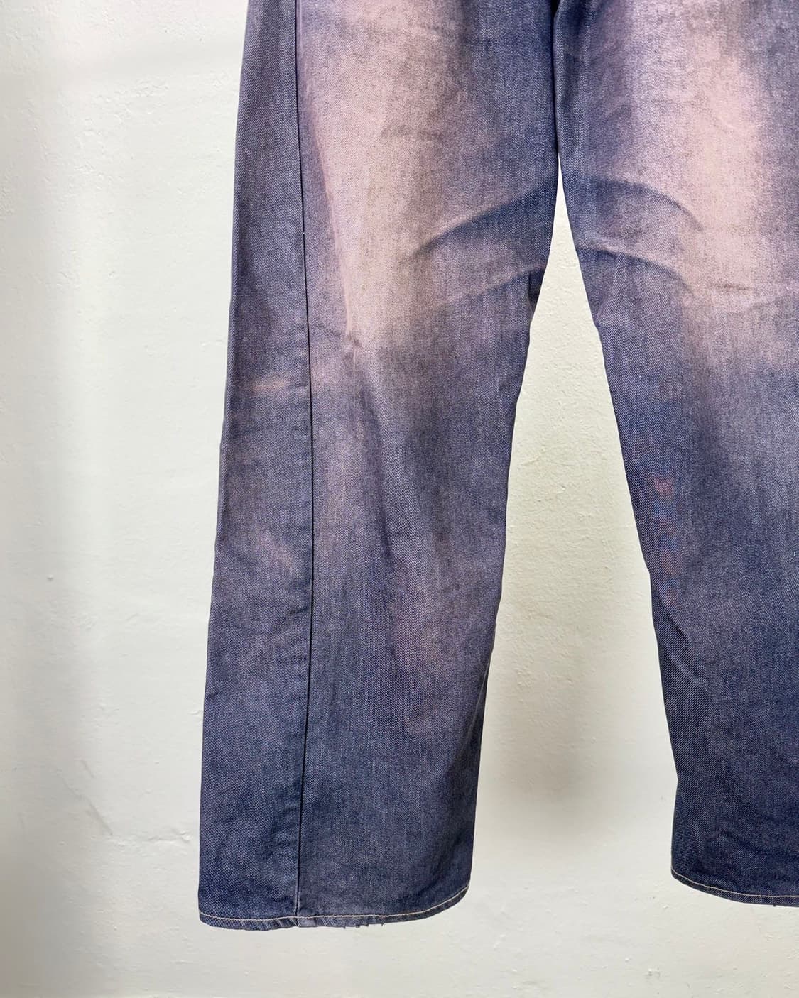 리바이스 엔지니어드 레드 페이드 버튼 플라이 루즈핏 데님 팬츠 상품이미지4