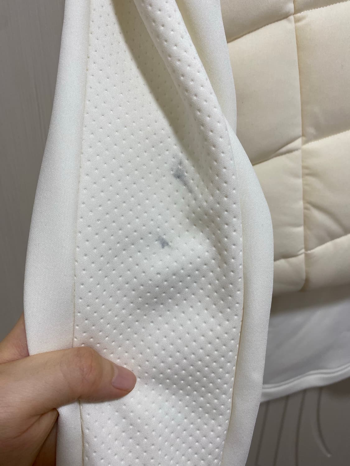 데상트 화이트 러닝 패딩 집업 36 상품이미지5