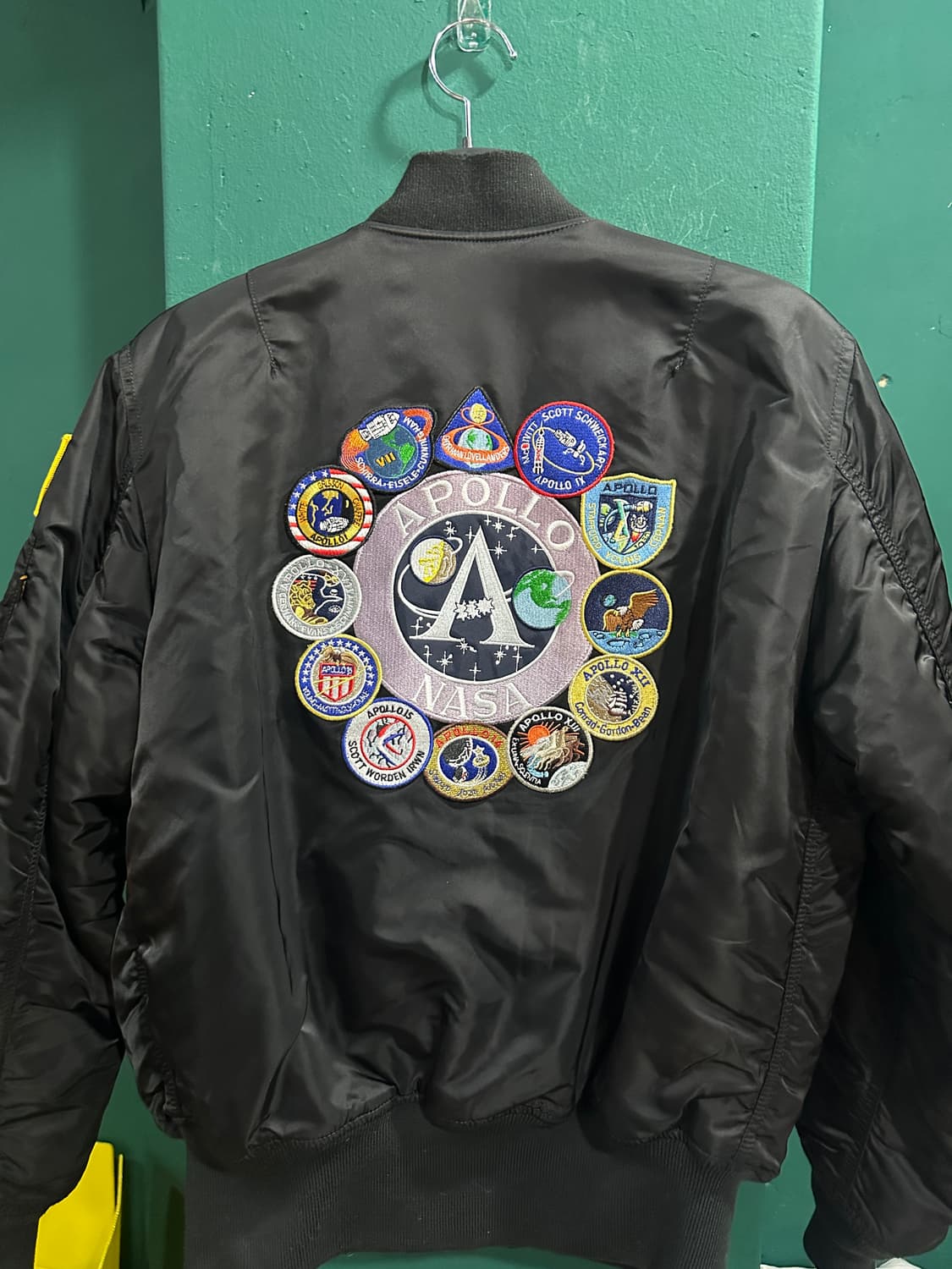 알파인더스트리 nasa ma-1 블랙봄버자켓 100사이즈 상품이미지2