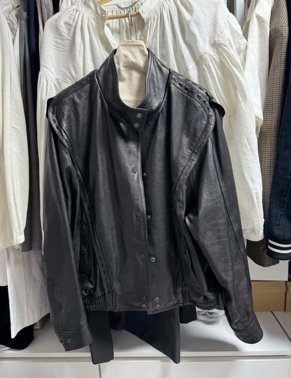 베르소 가죽자켓 레더자켓 단시간1회착용 상품이미지1