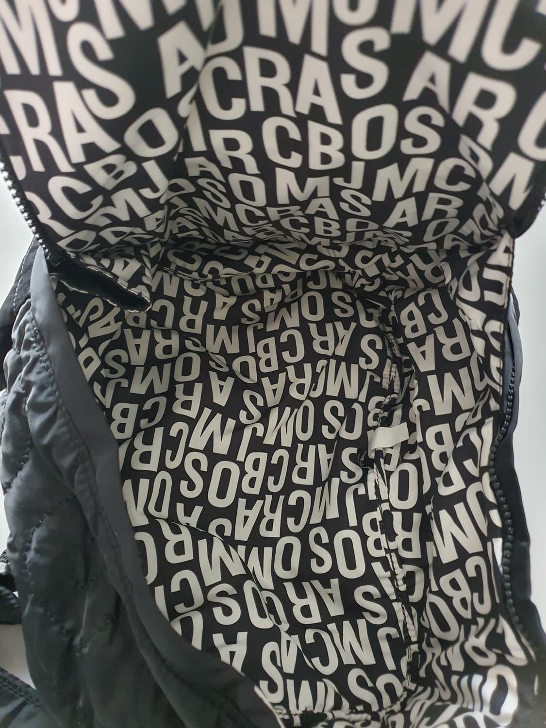 마크제이콥스 퀄팅 백팩 상품이미지7