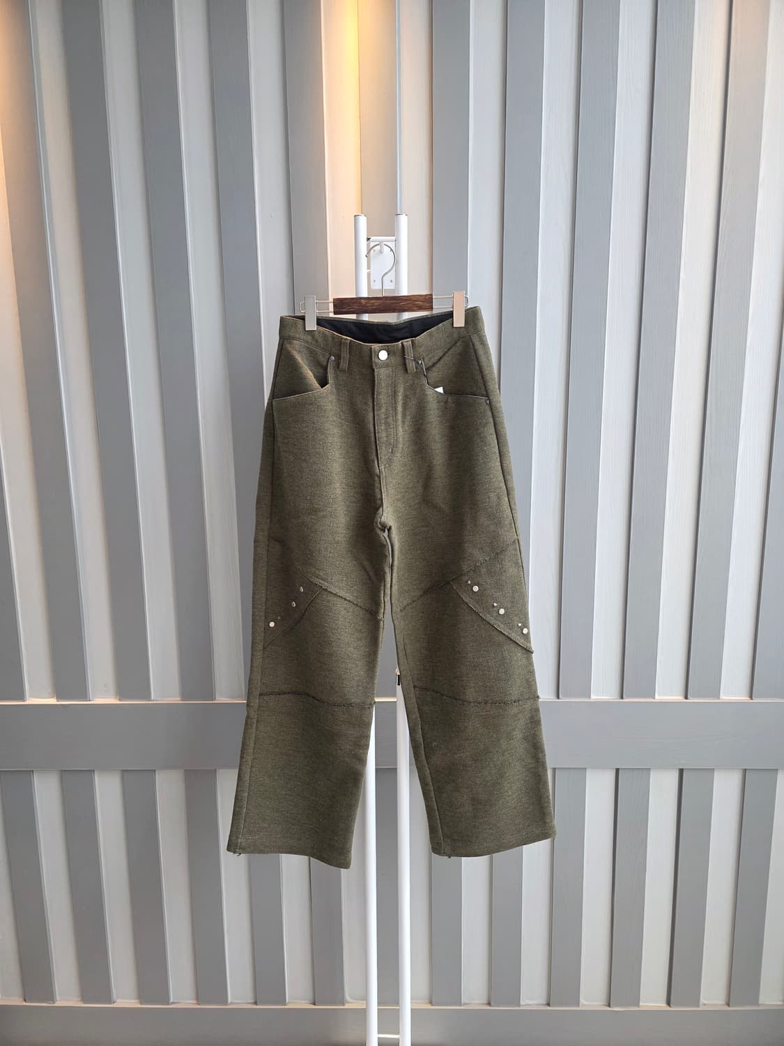 인사일런스 모직팬츠  상품이미지1