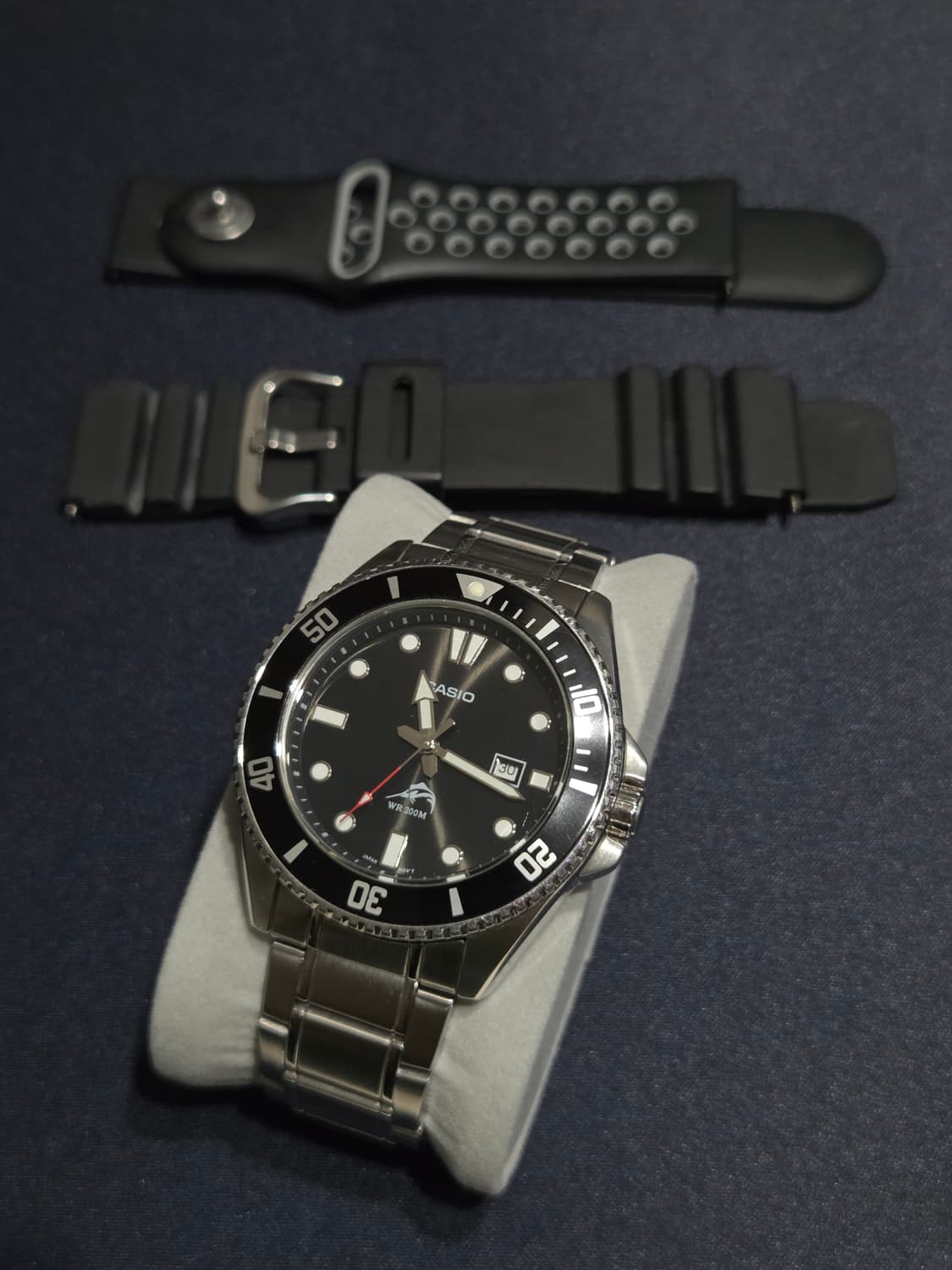 카시오 흑새치MDV-106  + 추가 스트랩 2개+신품 스트랩 1개 상품이미지2