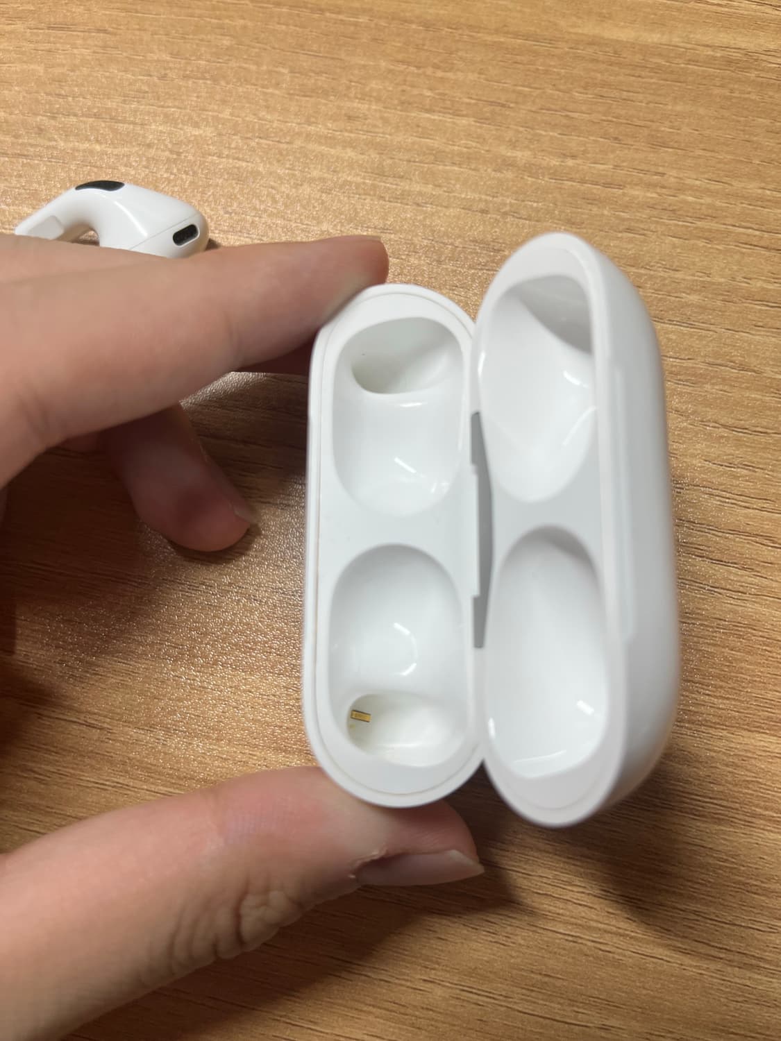 에어팟 프로2(8핀) 상품이미지3