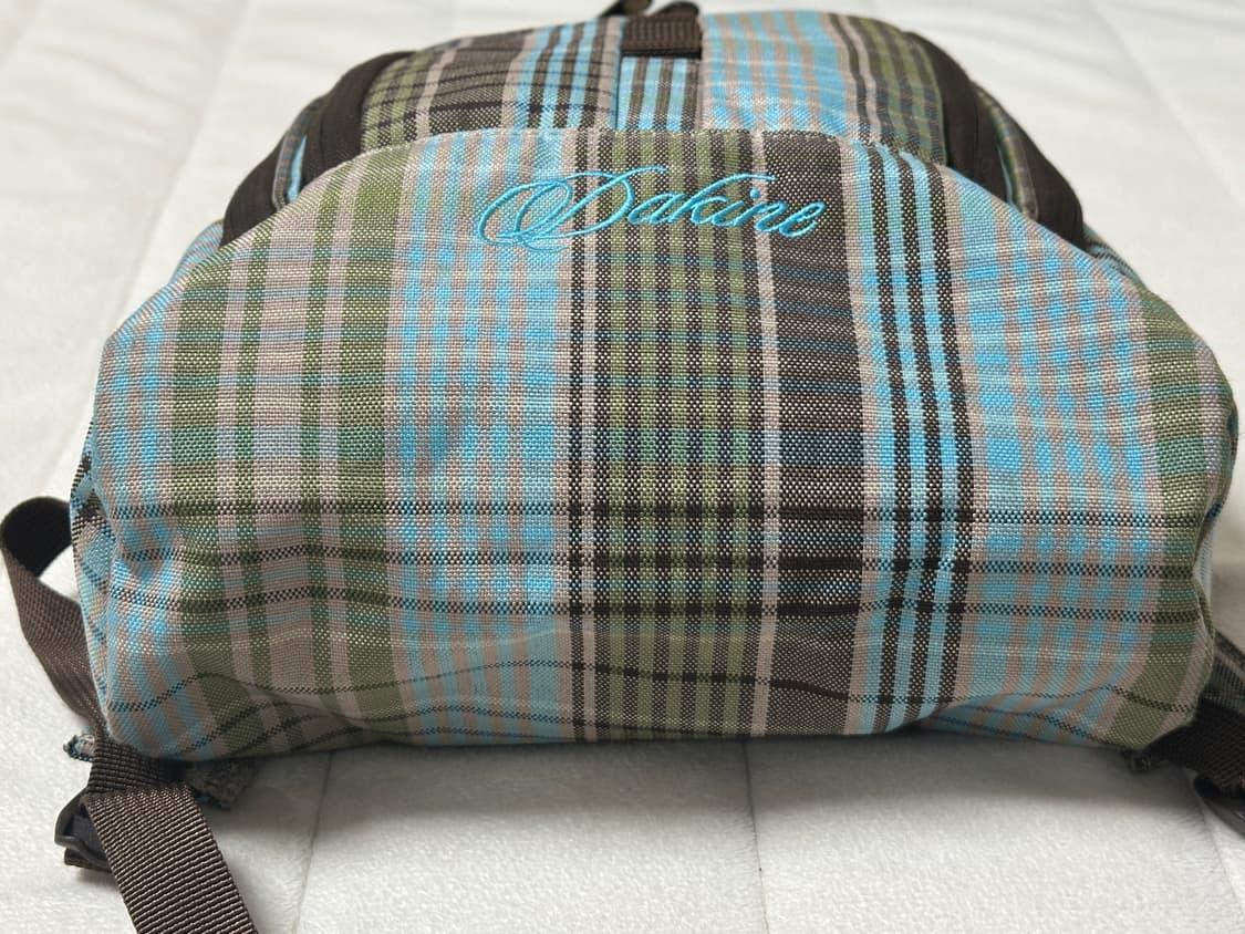 Dakine 체크&도트 백팩 블루그린1 상품이미지3