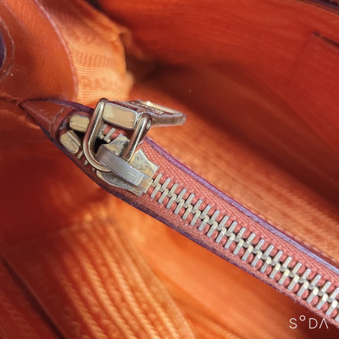 프라다 오렌지 사피아노 토트겸 크로스백 상품이미지8