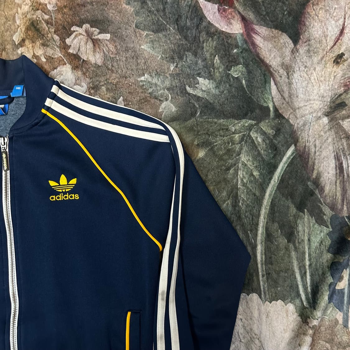 아디다스 옐로우 사이드라인 삼선 슈퍼스타트랙탑져지 85 상품이미지2