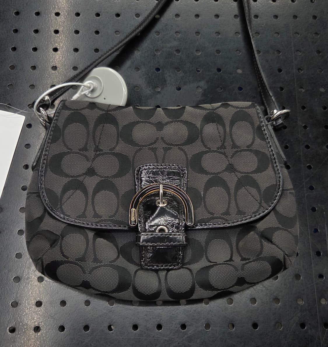 Coach 코치 블랙크로스백 상품이미지2