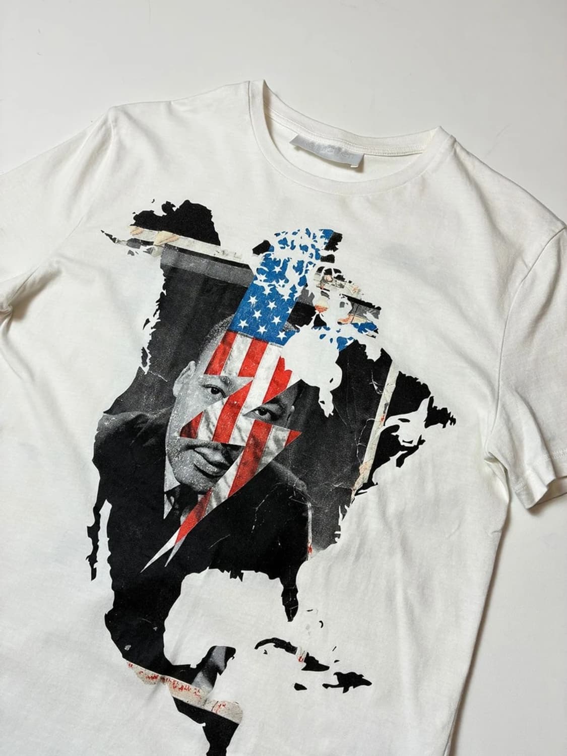 닐바렛 마틴 루터 킹 그래픽 크루넥 반팔 티셔츠 PN9058 상품이미지2