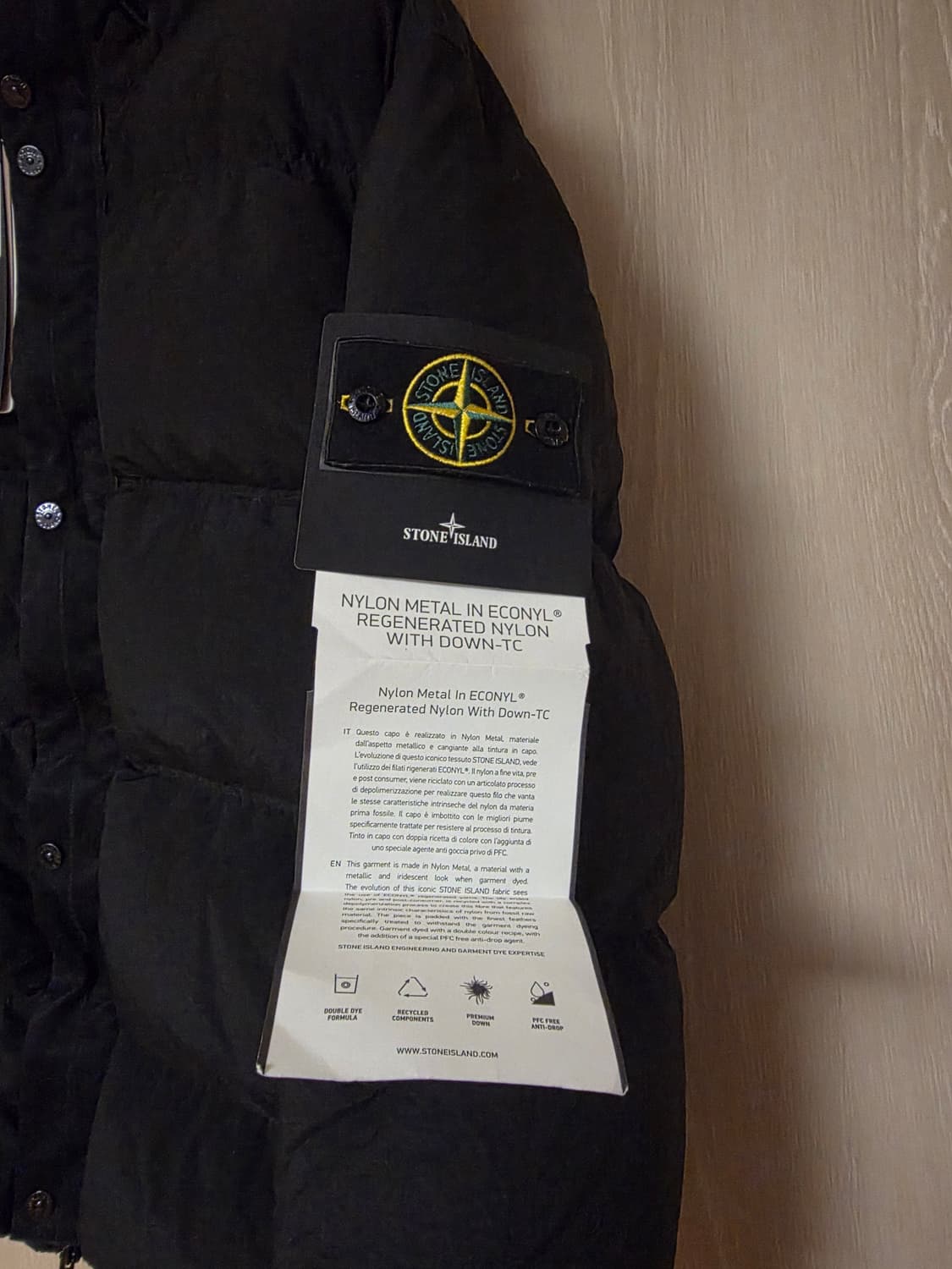 [24FW/XL] 스톤아일랜드 나일론 메탈 에코닐 후드 다운 패딩 자켓 상품이미지3
