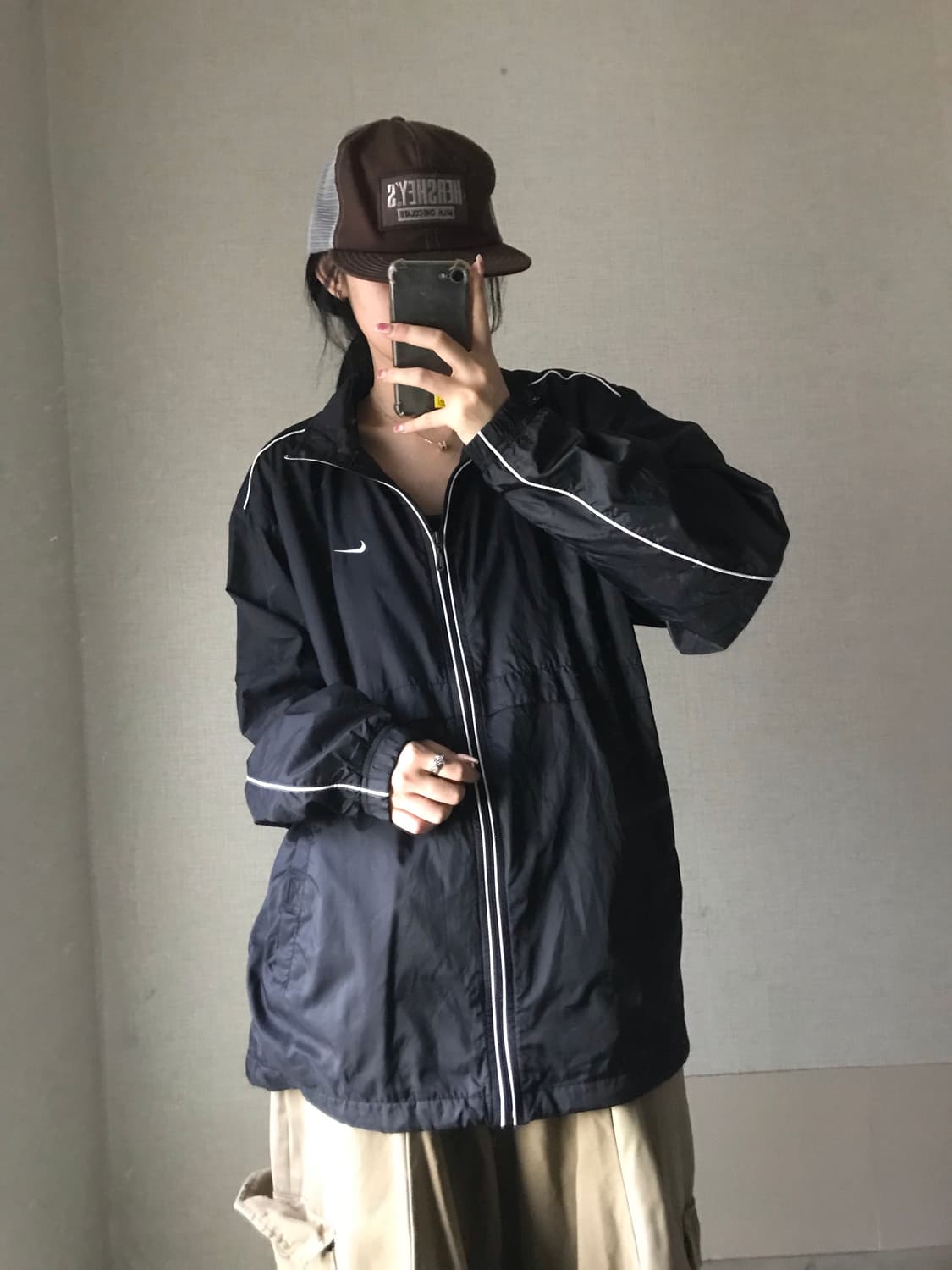 나이키 블랙 오버핏 바람막이 상품이미지2