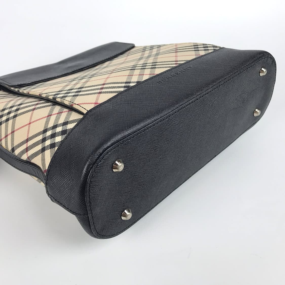 버버리 Burberry 체크 숄더백 여성 가방 상품이미지6