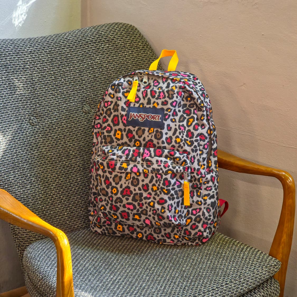 잔스포츠 슈퍼브레이크 레오파드 호피 무늬 백팩 상품이미지1