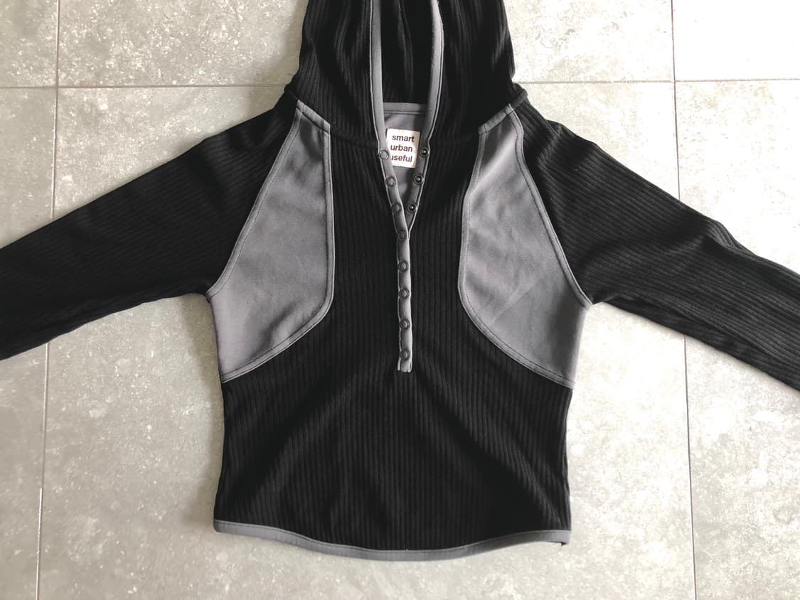 *Rare* 스마트어반유즈풀 스냅 후드 (Black) 상품이미지1
