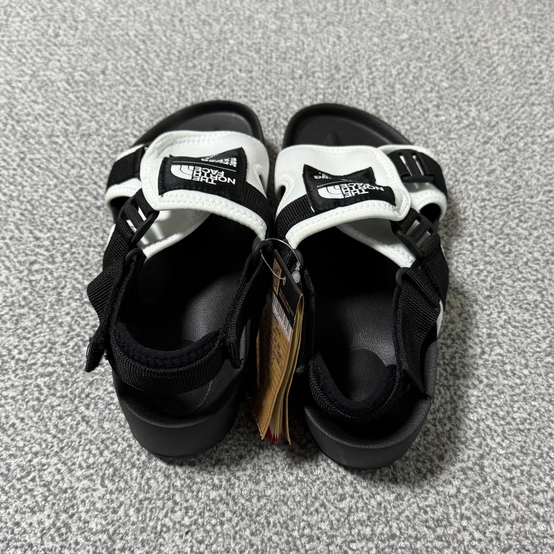 [정가 10만원 새상품] 노스페이스 샌들 240 상품이미지3