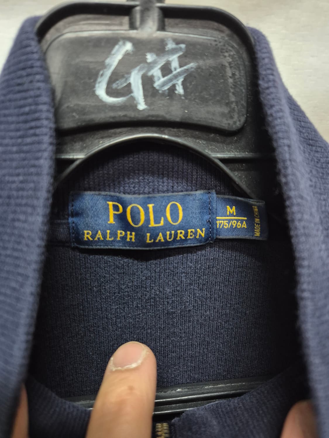 폴로 하프집업 니트 상품이미지3