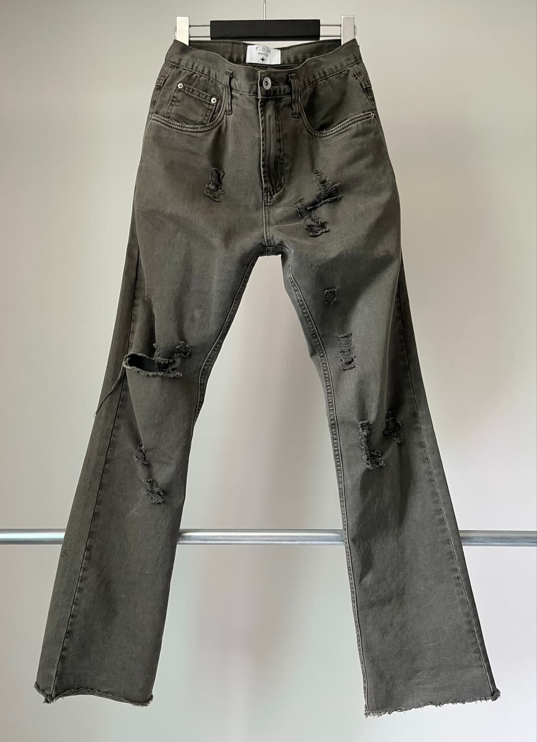 F.D.M wave Distressed Damage Pants 상품이미지1