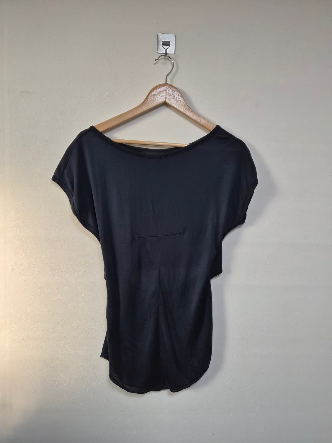 마크제이콥스 절개 티셔츠 XS사이즈 - T54 상품이미지2