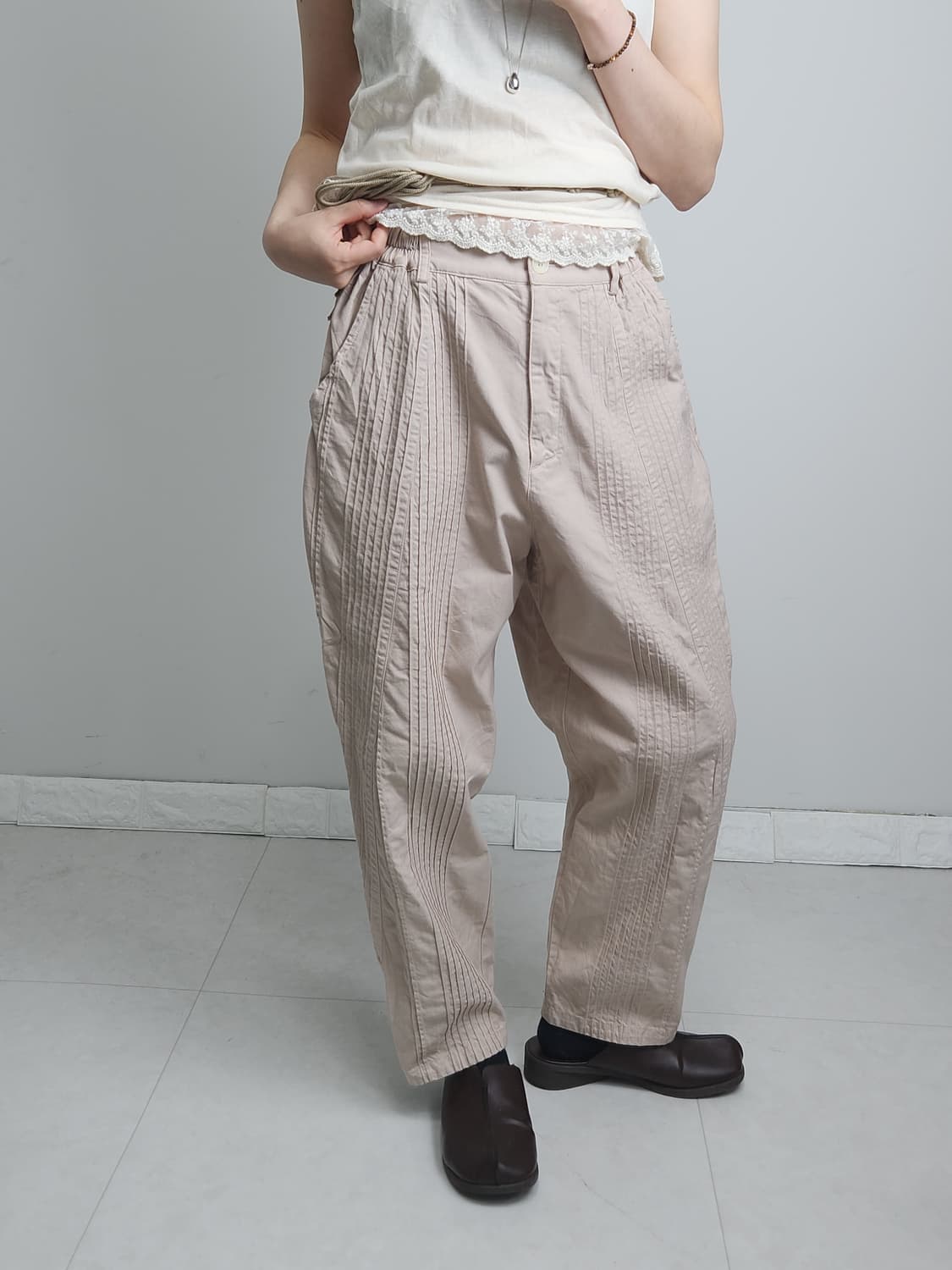 (yaccomaricard)핀턱 배기 팬츠 상품이미지4