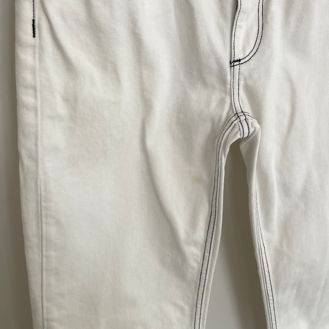 버버리 화이트 여성27 코튼 블랙 스티치 스탠다드 데님 팬츠 바지 상품이미지3